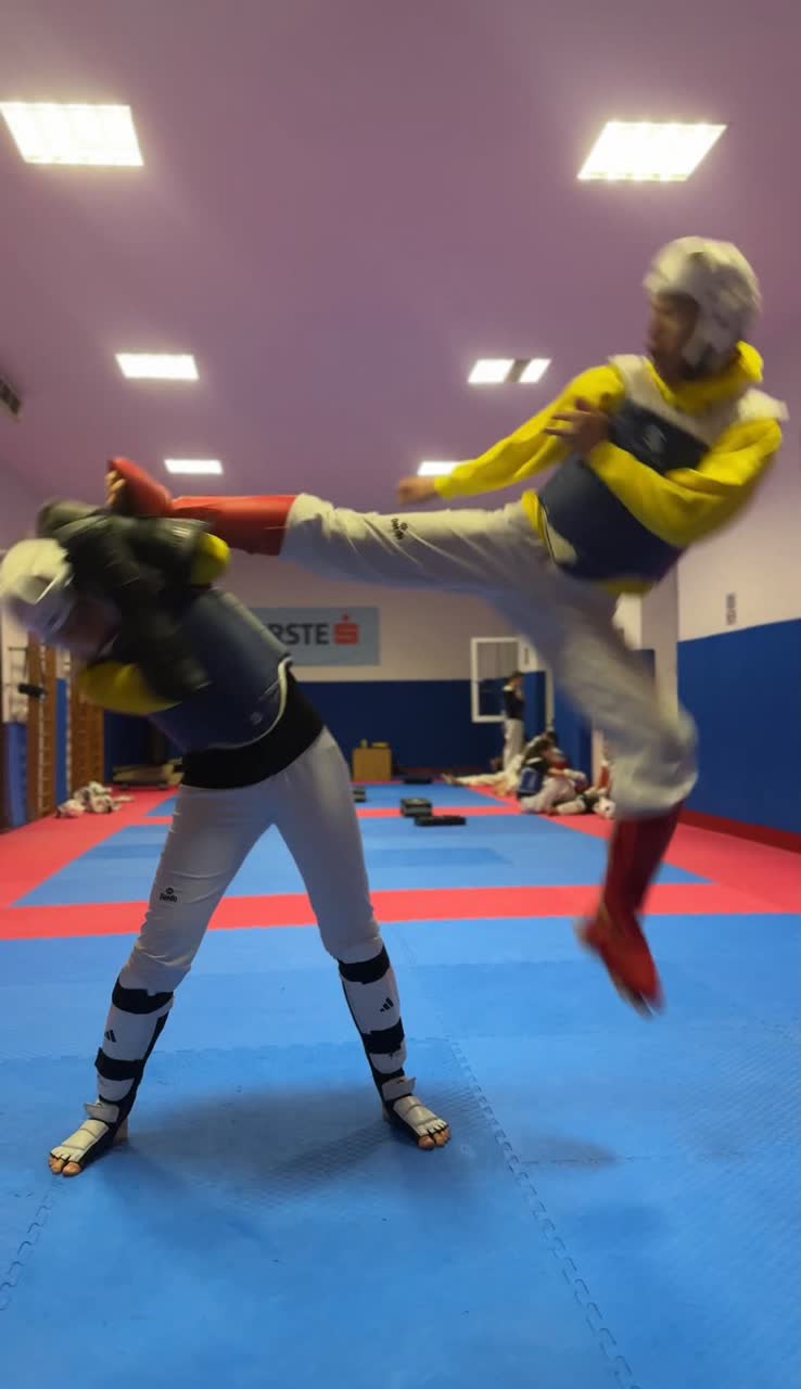 Trening starijih natjecatelja kluba