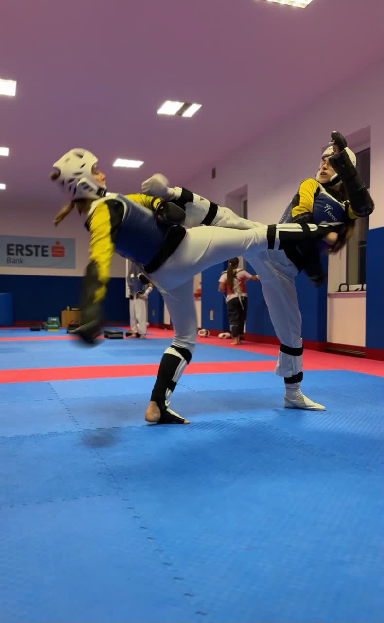 Trening starijih natjecatelja kluba