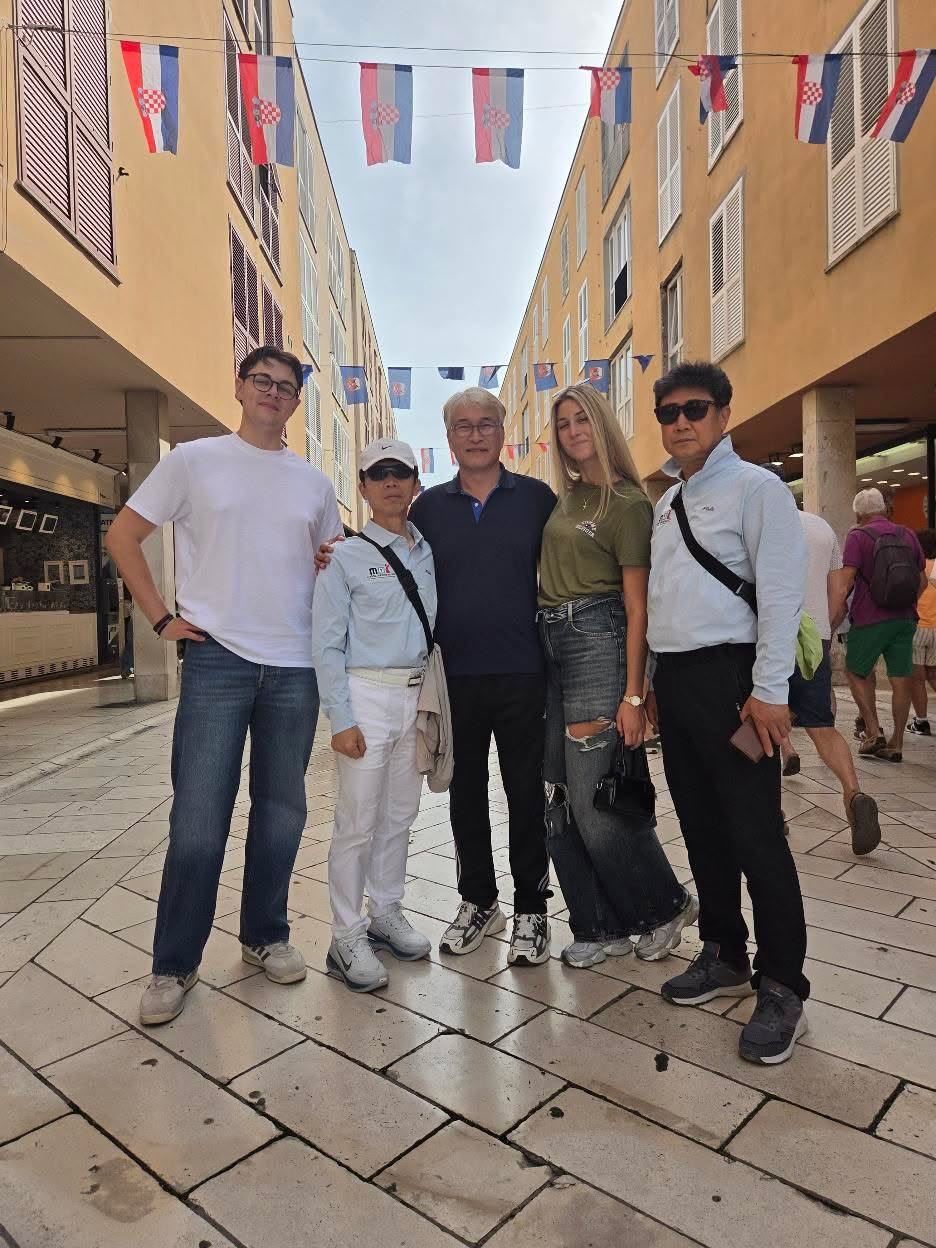 Zajednička fotografija na Kalelargi u Zadru
